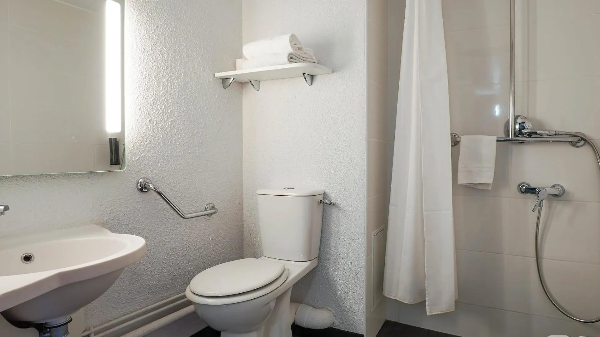 B&B Hotel Marseille Parc Chanot 2*,  Γαλλία